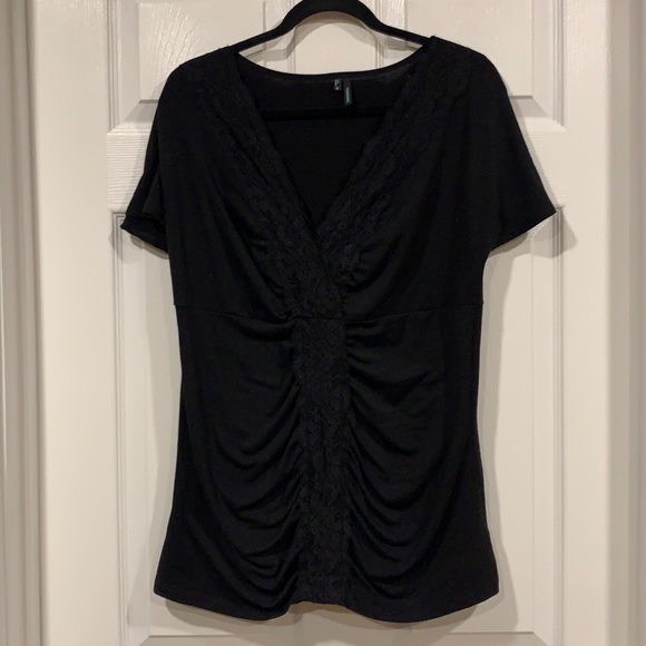Maurices Lace Trim Ruched Front Vneck Tee XL - Picture 1 of 3